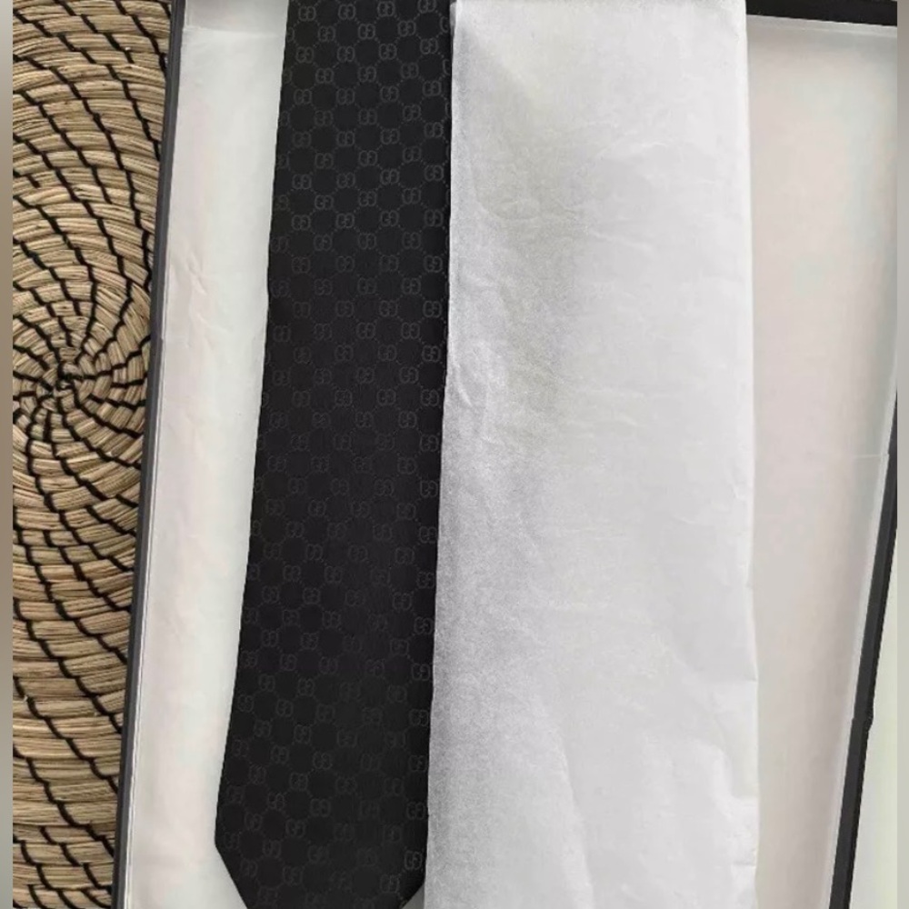 Black monogram Gucci GG tie